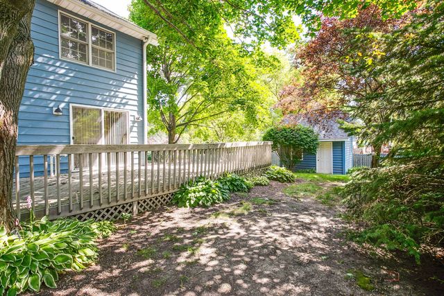 2615 4th Street, Winthrop Harbor, IL 60096