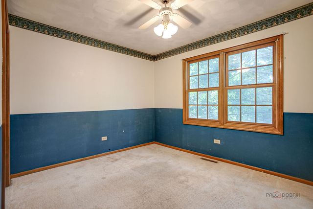 2615 4th Street, Winthrop Harbor, IL 60096