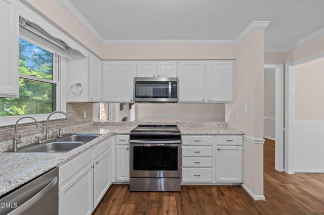 8109 Round Oak Road, Raleigh, NC 27616