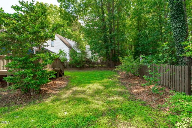 8109 Round Oak Road, Raleigh, NC 27616