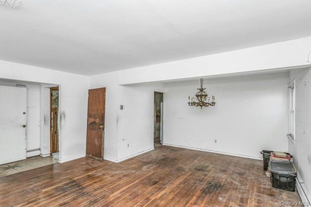 178 S Long Beach Road, Rockville Centre, NY 11570