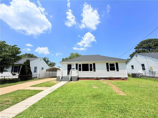 104 Heath LN, Portsmouth, VA 23701