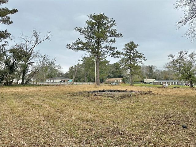 6935 Three Notch Road, Mobile, AL 36619