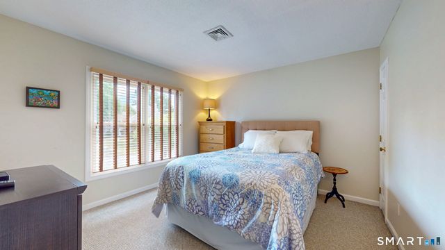 214 Georgetown Drive 214, Glastonbury, CT 06033