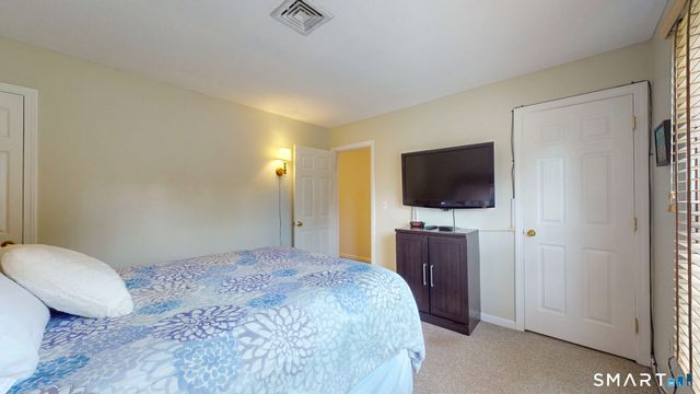 214 Georgetown Drive 214, Glastonbury, CT 06033