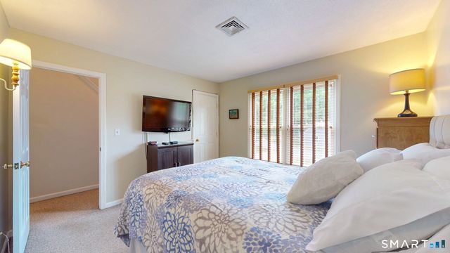 214 Georgetown Drive 214, Glastonbury, CT 06033