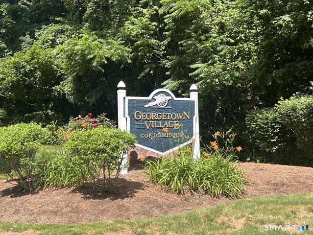 214 Georgetown Drive 214, Glastonbury, CT 06033