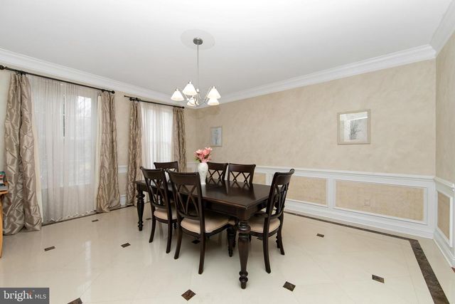 15 RICHLAND DR, Mount Laurel, NJ 08054