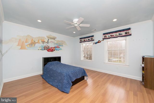 15 RICHLAND DR, Mount Laurel, NJ 08054