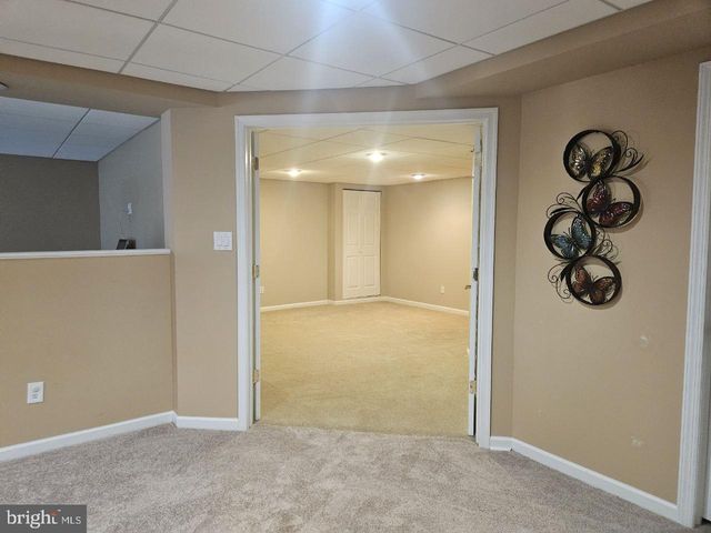 15 RICHLAND DR, Mount Laurel, NJ 08054