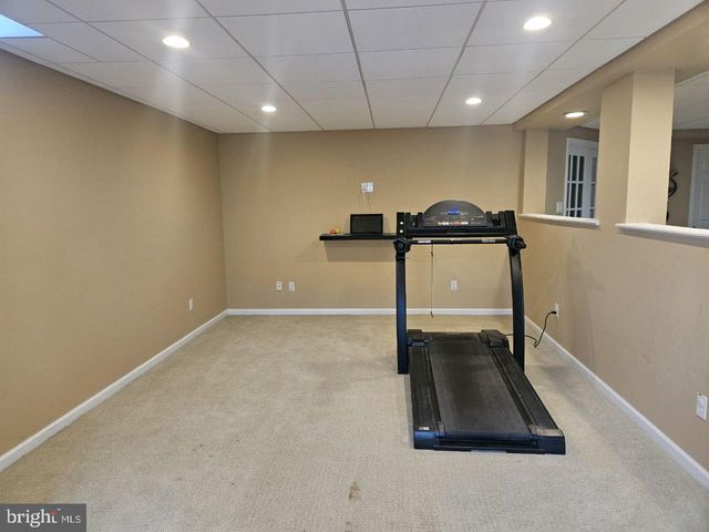 15 RICHLAND DR, Mount Laurel, NJ 08054