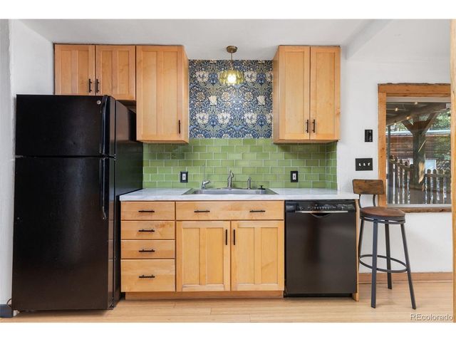 665 Lower Travis Gulch Rd, Black Hawk, CO 80422