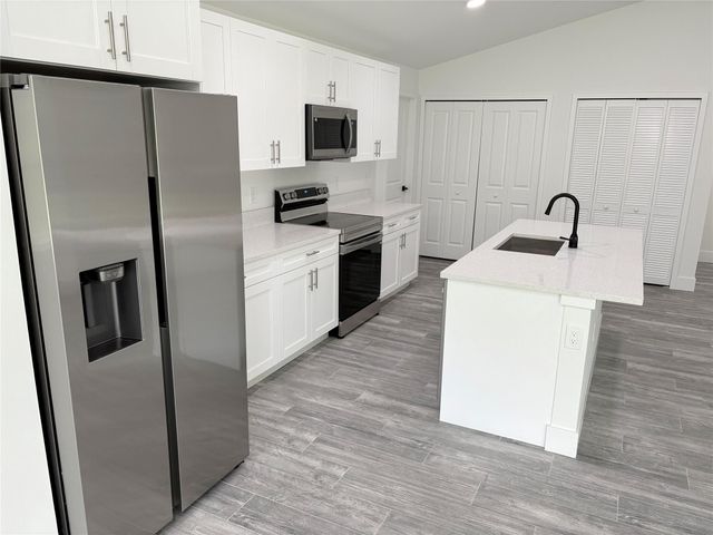 3886 NW 35th Ave, Okeechobee, FL 34972