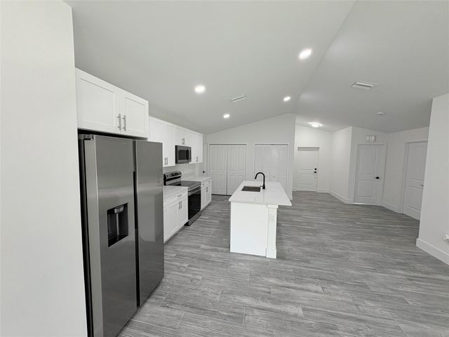 3886 NW 35th Ave, Okeechobee, FL 34972