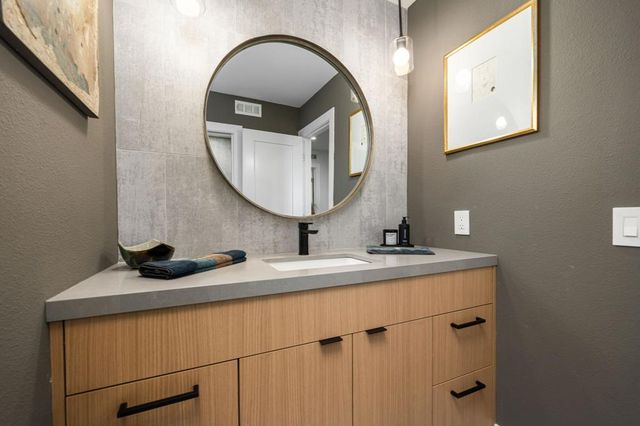 7 Wesleyan Court, Rancho Mirage, CA 92270