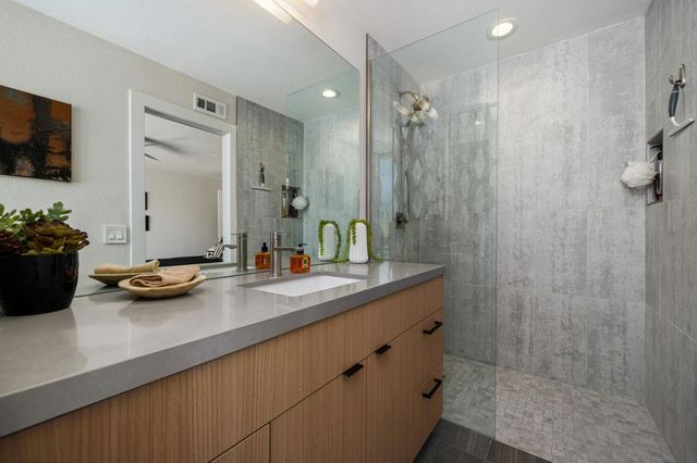 7 Wesleyan Court, Rancho Mirage, CA 92270