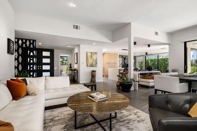 7 Wesleyan Court, Rancho Mirage, CA 92270