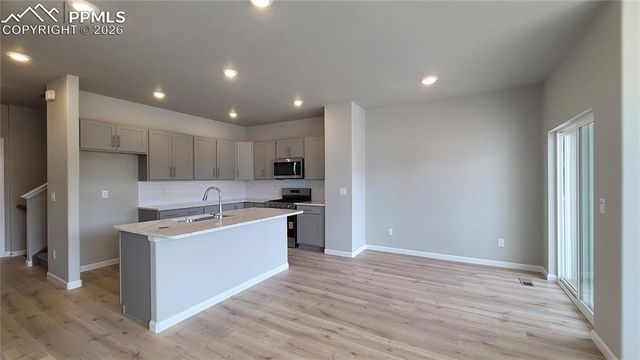 718 Belleza View, Colorado Springs, CO 80907