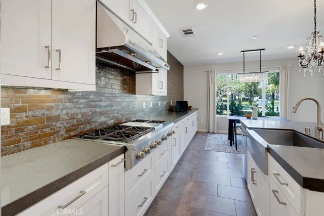 141 Tribeca, Irvine, CA 92612