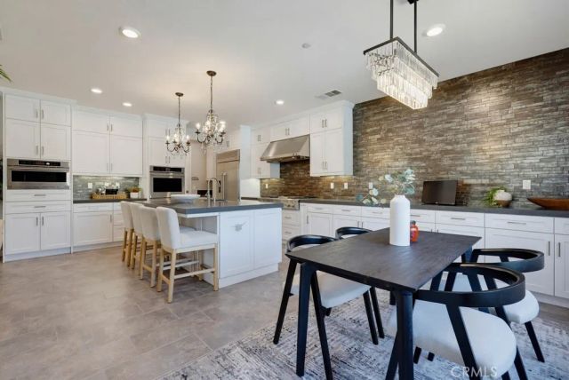 141 Tribeca, Irvine, CA 92612