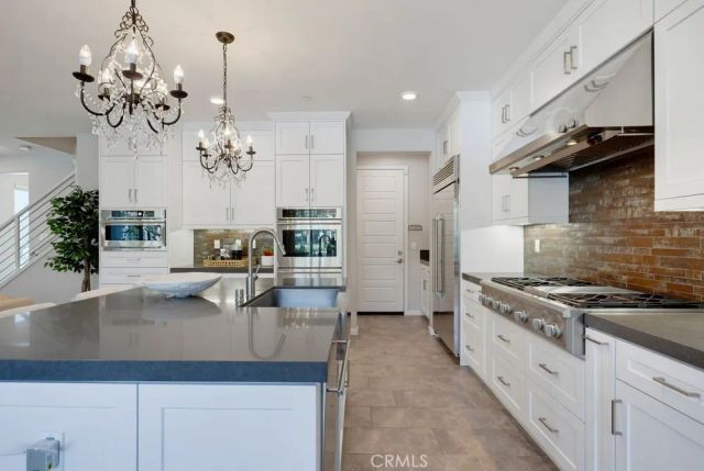 141 Tribeca, Irvine, CA 92612