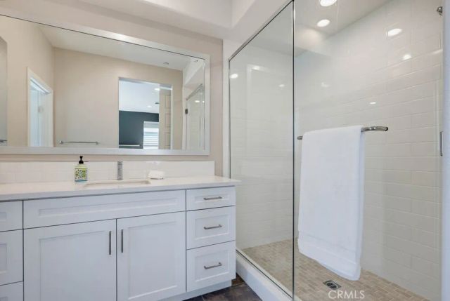 141 Tribeca, Irvine, CA 92612