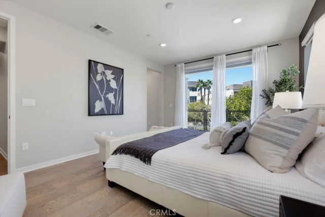 141 Tribeca, Irvine, CA 92612