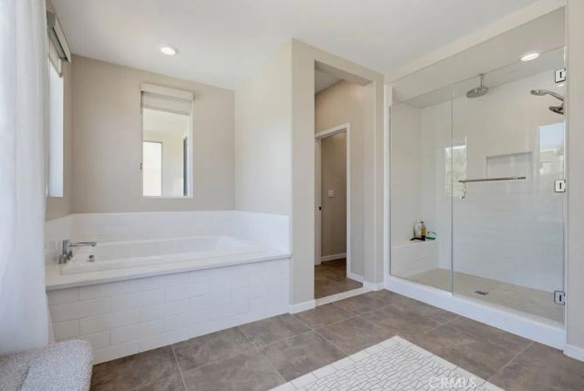 141 Tribeca, Irvine, CA 92612