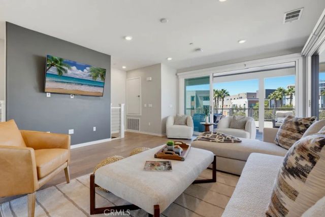 141 Tribeca, Irvine, CA 92612