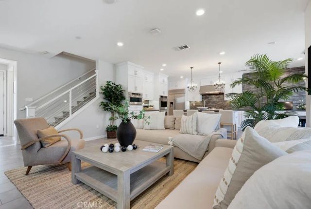 141 Tribeca, Irvine, CA 92612