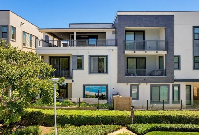 141 Tribeca, Irvine, CA 92612