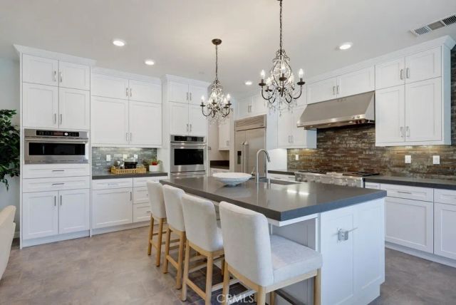 141 Tribeca, Irvine, CA 92612