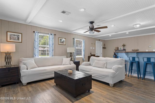 113 Alicia Street, Pass Christian, MS 39571