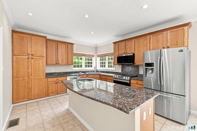 271 Forsyth Road, Salem, CT 06420