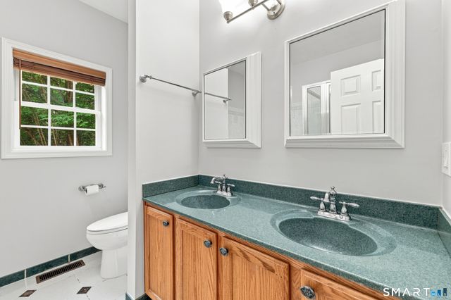 271 Forsyth Road, Salem, CT 06420