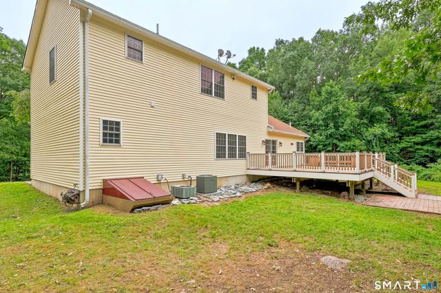 271 Forsyth Road, Salem, CT 06420