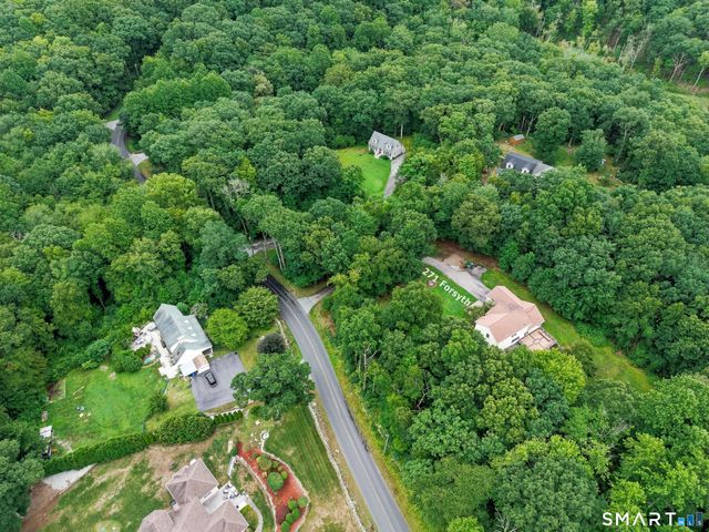 271 Forsyth Road, Salem, CT 06420