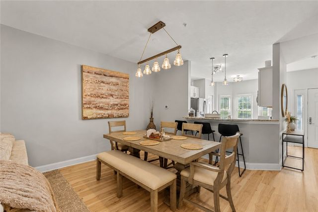 903 Royal Ct, North Strabane, PA 15317