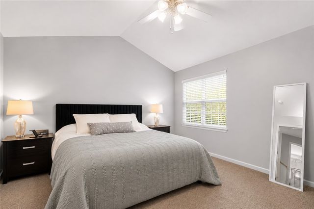 903 Royal Ct, North Strabane, PA 15317