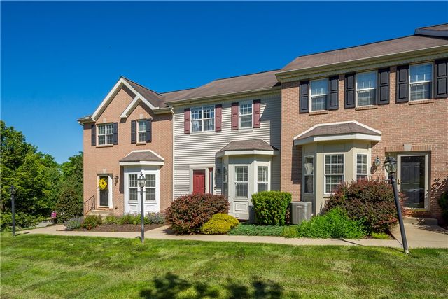 903 Royal Ct, North Strabane, PA 15317
