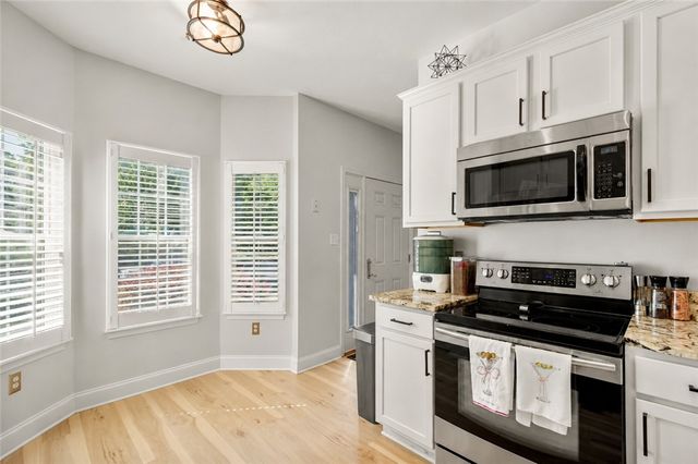 903 Royal Ct, North Strabane, PA 15317