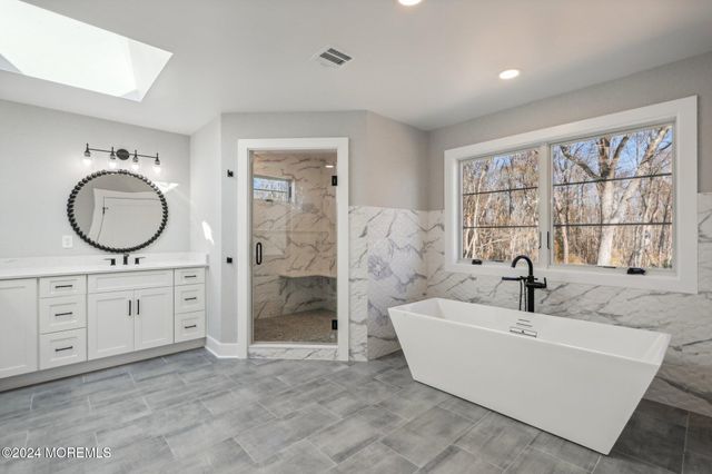 1 Hague Road, Freehold, NJ 07728