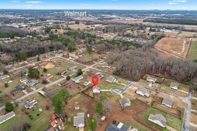 1213 Inglewood Circle, Athens, AL 35611