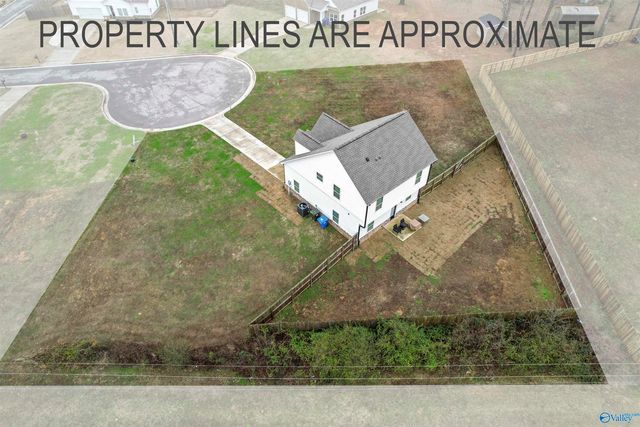 1213 Inglewood Circle, Athens, AL 35611