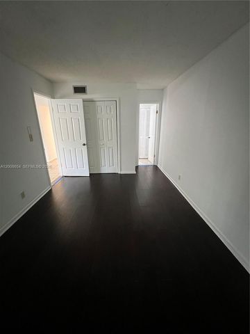 4116 NW 88th Ave 104, Coral Springs, FL 33065