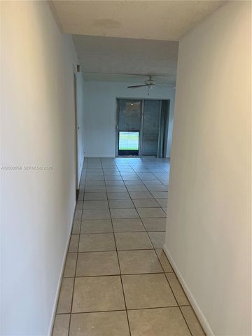 4116 NW 88th Ave 104, Coral Springs, FL 33065