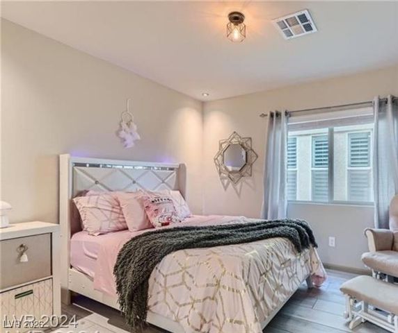 8044 Haywood Estate Avenue, Las Vegas, NV 89113