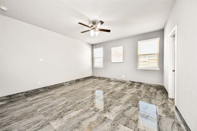 6003 Briarstone Bay Drive, Katy, TX 77449