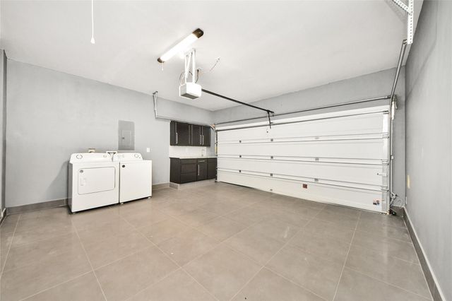 6003 Briarstone Bay Drive, Katy, TX 77449