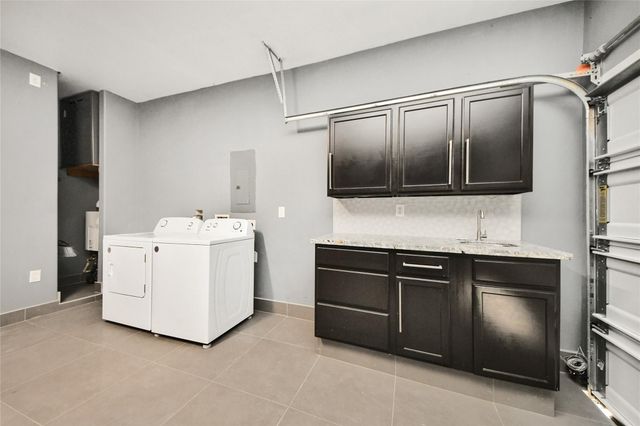 6003 Briarstone Bay Drive, Katy, TX 77449